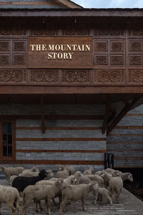The Mountain Story restaurant, Manali