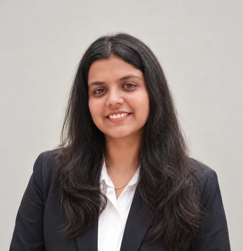 Pooja Bansal, Social Media Manager